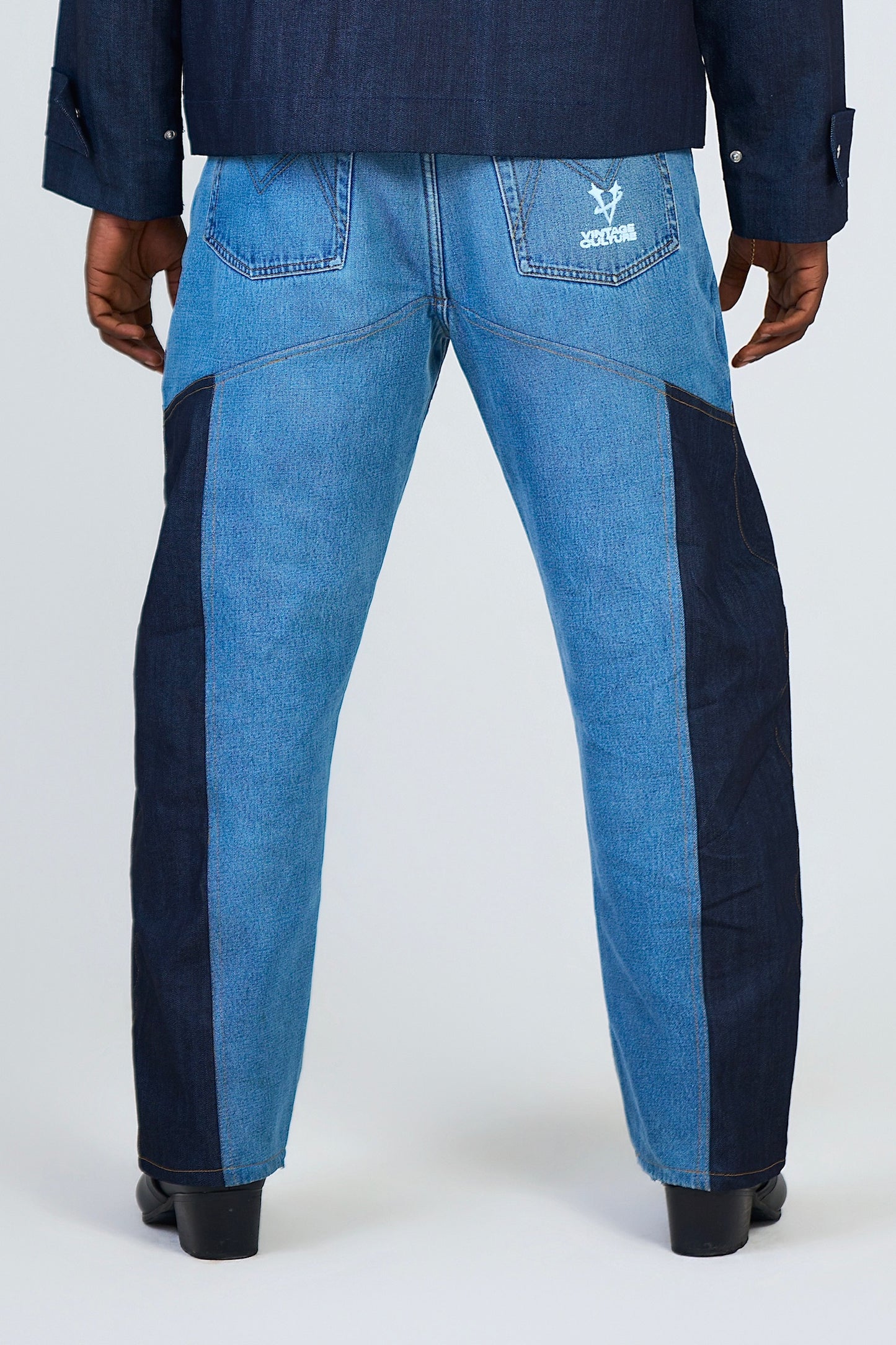 Contrast Barrel Jeans