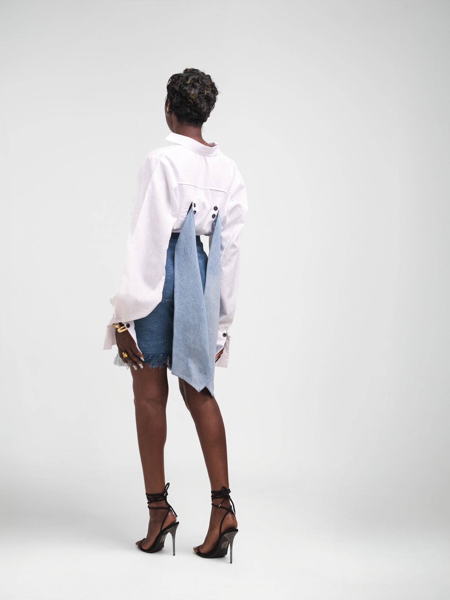 The Pearl-Studded Drape Set